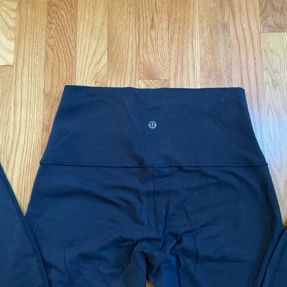 LULU LEMON Black Leggings - Picture 2 of 5